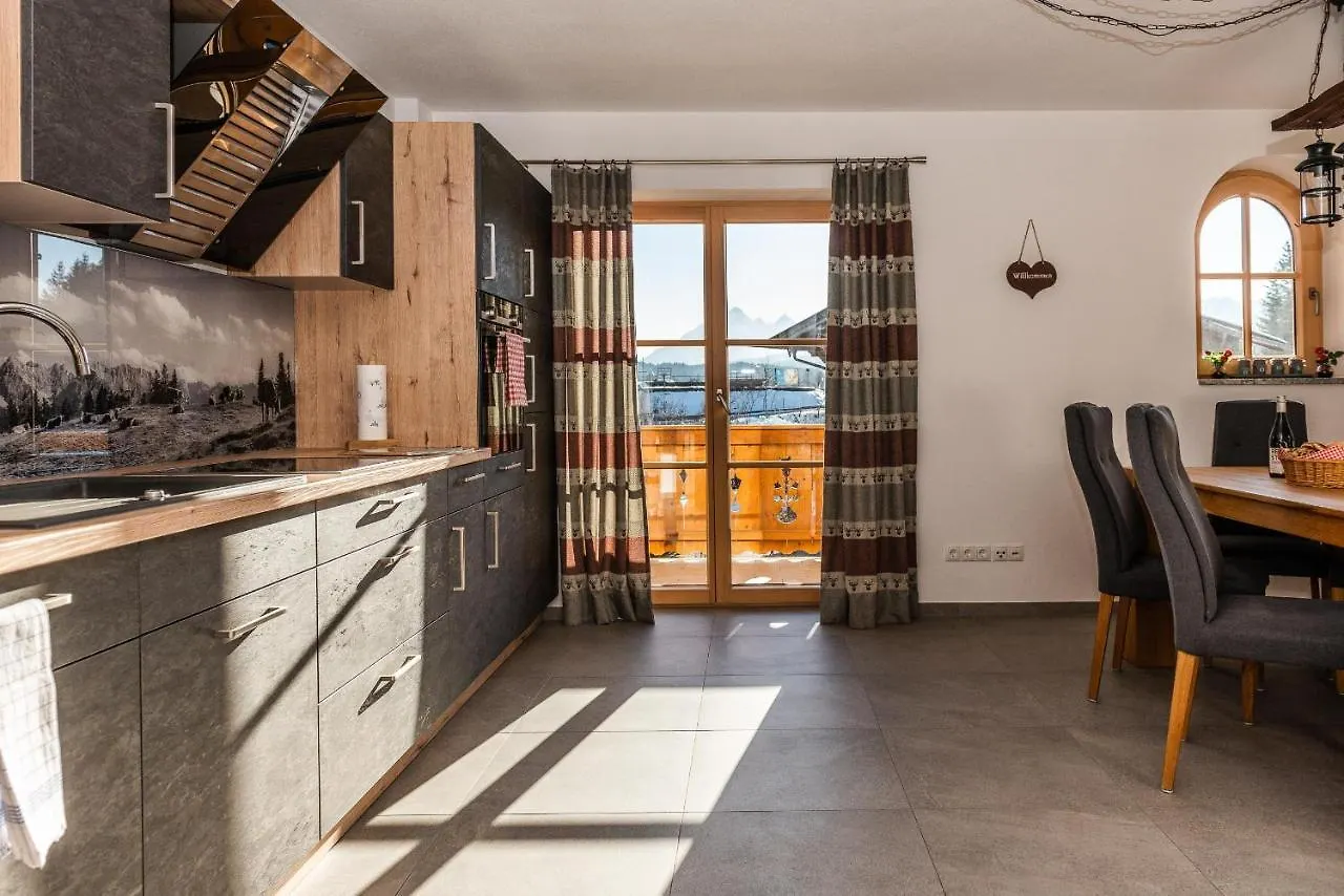 Apartment Ferienwohnungen Anton Geierstanger Wallgau