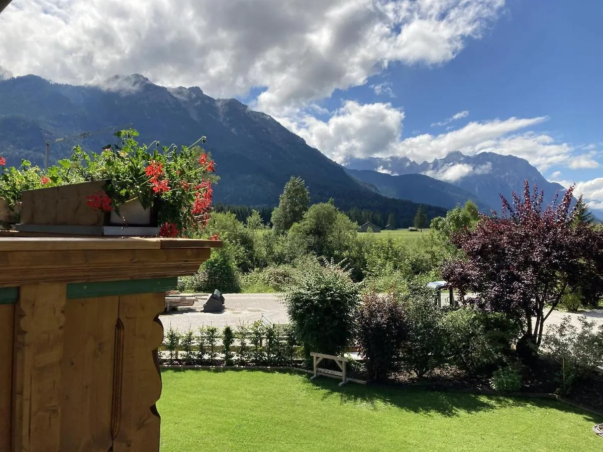 Apartment Ferienwohnungen Anton Geierstanger Wallgau